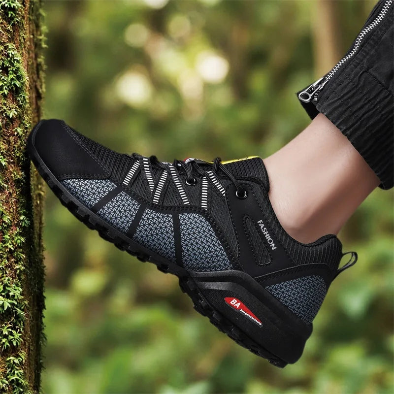 Men's Casual Lace-Up Running Shoes