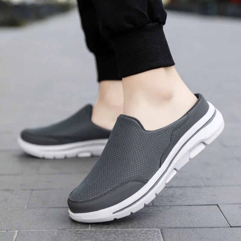 2025 Men Slippers Summer Breathable Home Indoor Slippers Men Thick Bottom Slides Fashion Couple Walking Shoes Plus Size 39-48